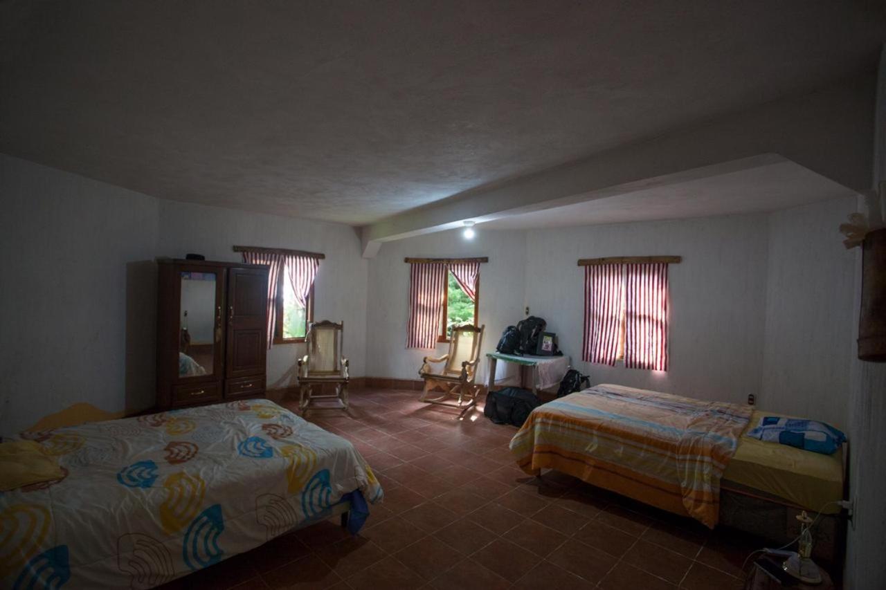 Hostal Checruz, Todos Santos Cuchumatan Huehuetenango Ngoại thất bức ảnh